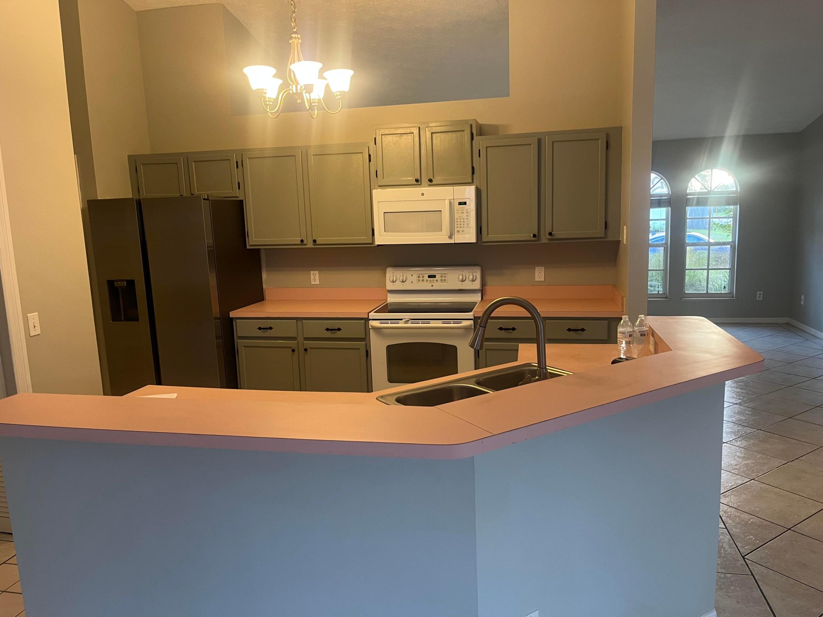 PORT ST LUCIE SECTION 30 - Residential