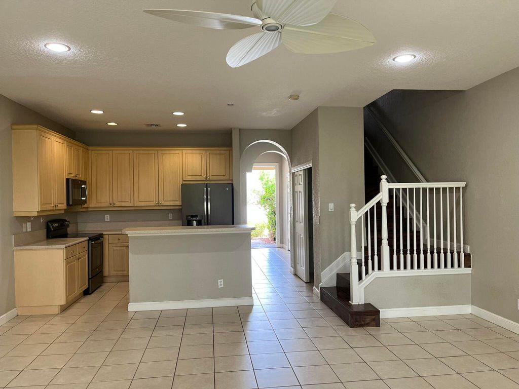 Photo of 404 SE Bloxham Way, Stuart, FL 34997 (MLS # B26014066)