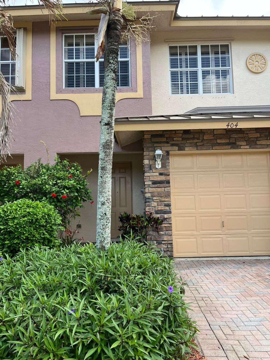 Photo of 404 SE Bloxham Way, Stuart, FL 34997 (MLS # B26014066)