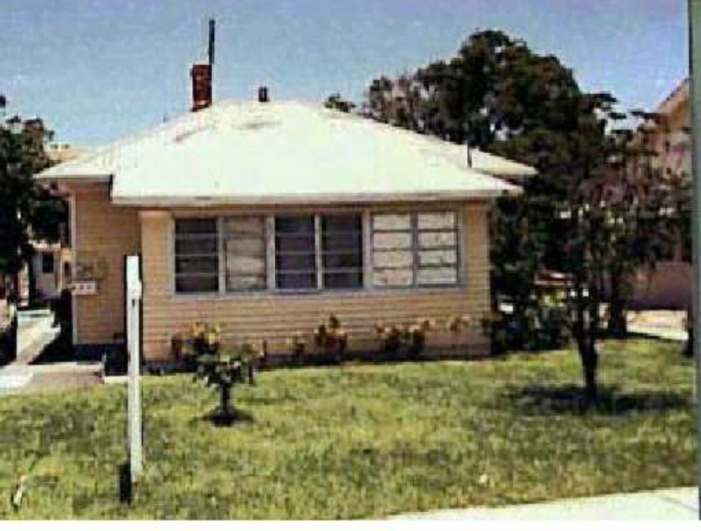 Photo of 1310 Florida Avenue, West Palm Beach, FL 33401 (MLS # B26037690)