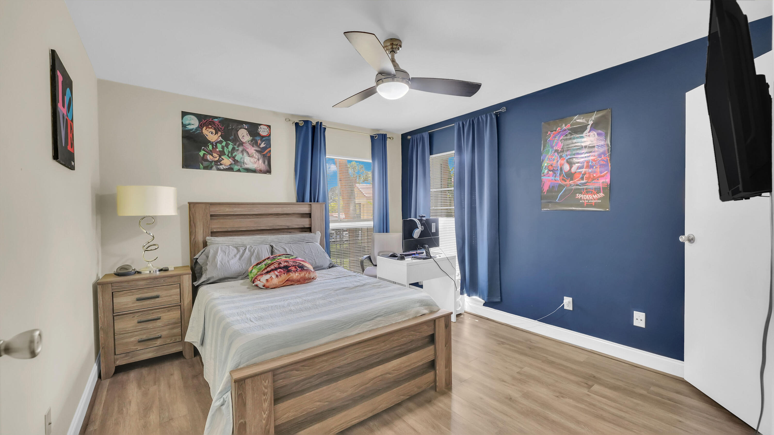 SAVANNAH AT RIVERSIDE CONDO - Residential