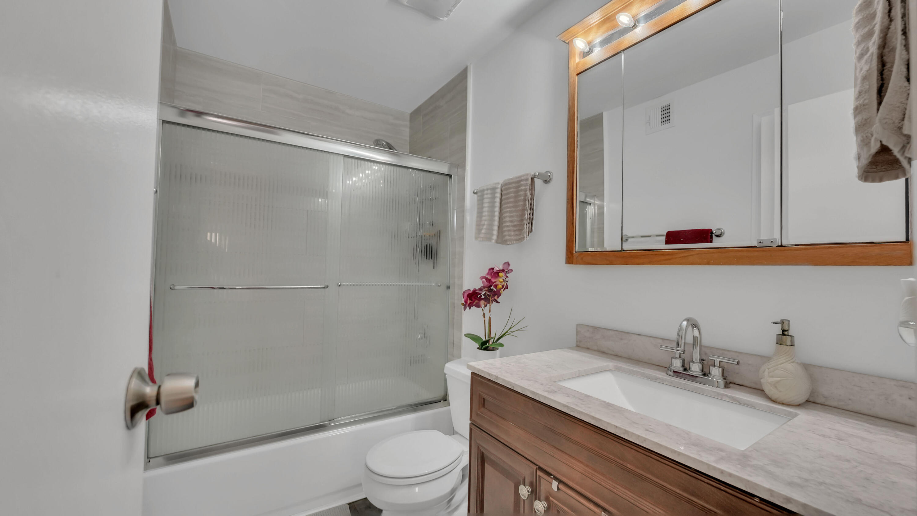 SAVANNAH AT RIVERSIDE CONDO - Residential