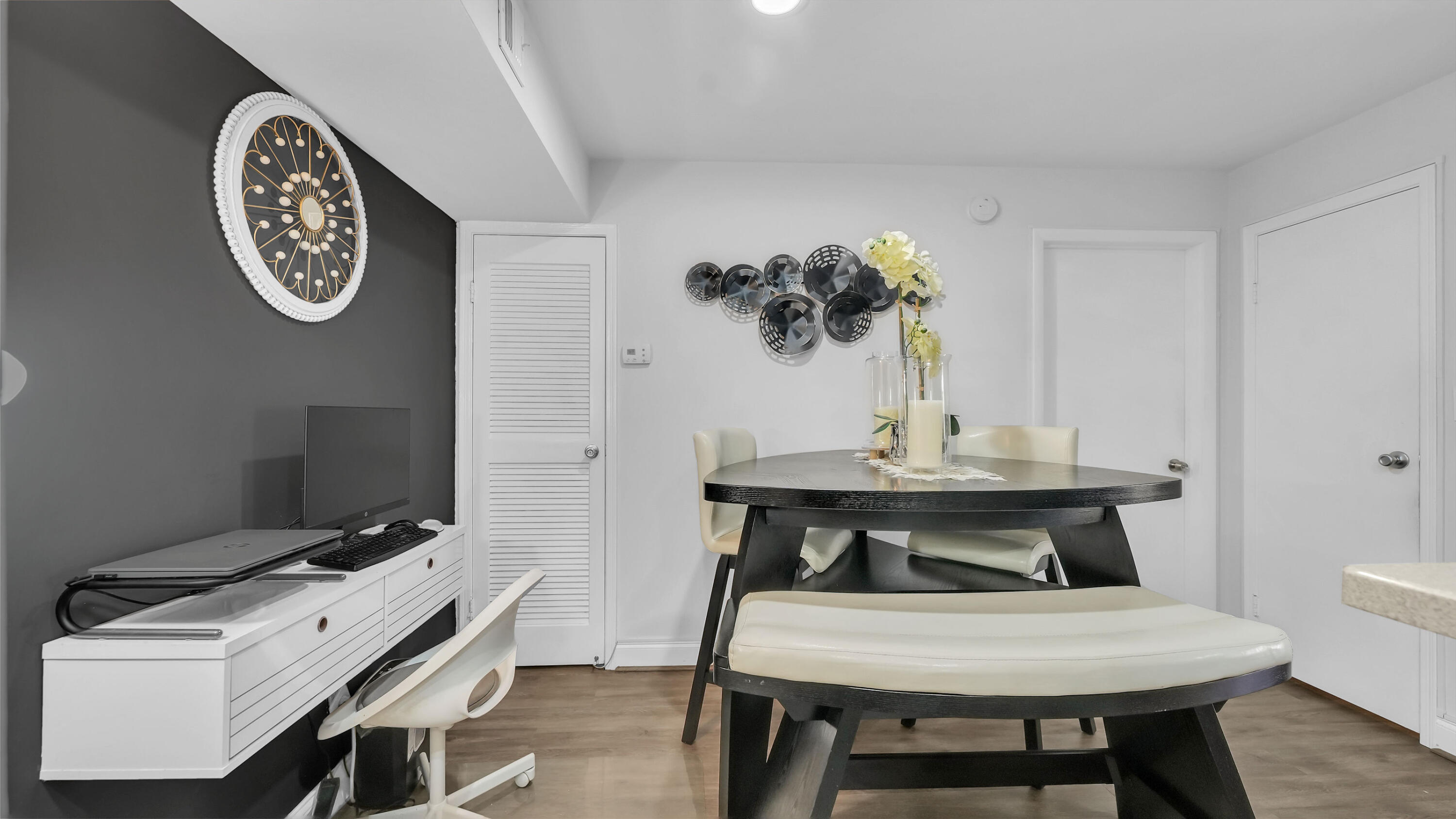 SAVANNAH AT RIVERSIDE CONDO - Residential