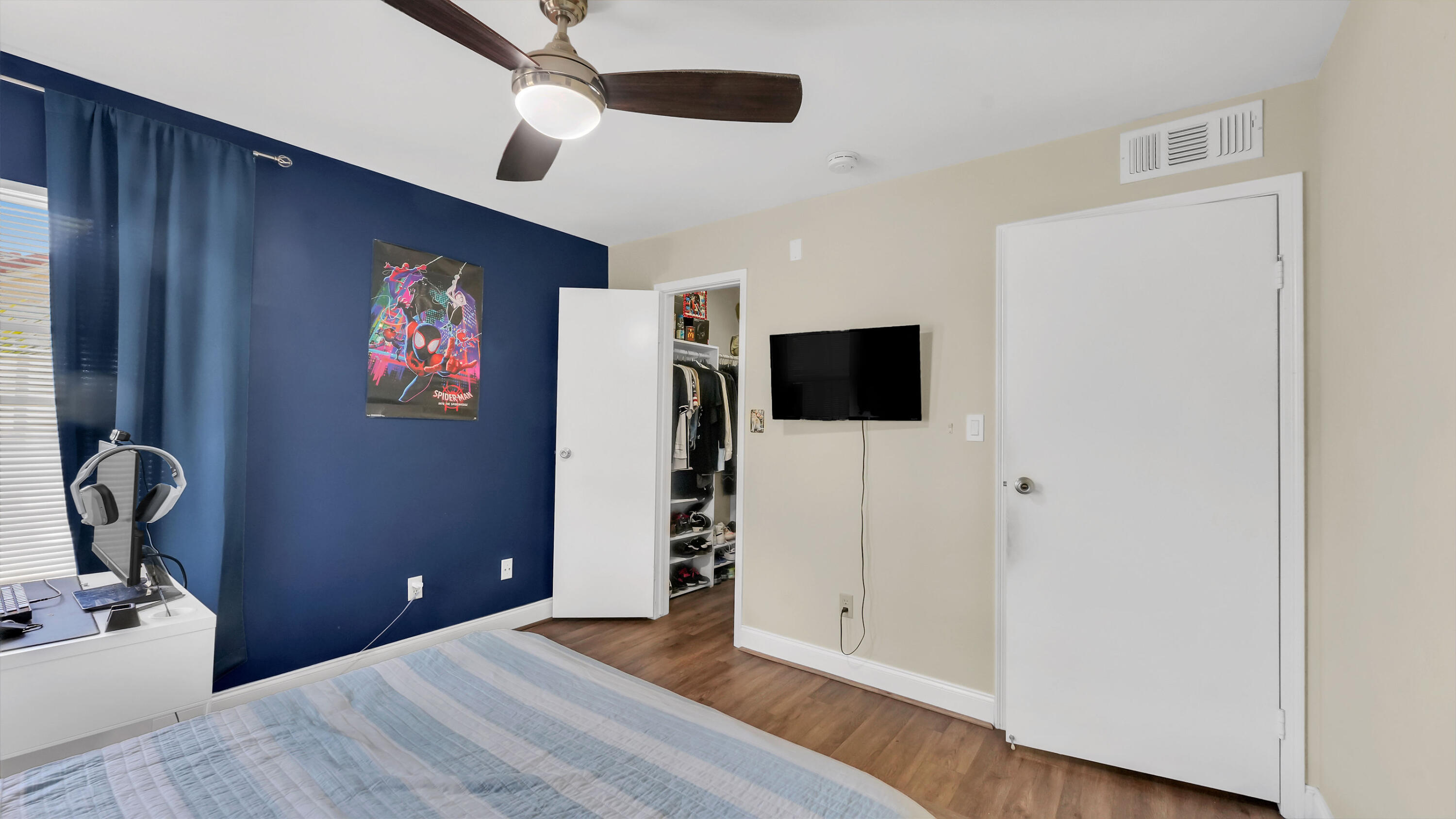 SAVANNAH AT RIVERSIDE CONDO - Residential