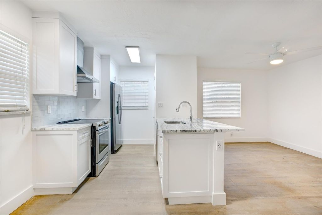 Photo of 530 S Federal Highway #8, Fort Lauderdale, FL 33301 (MLS # F10521051)