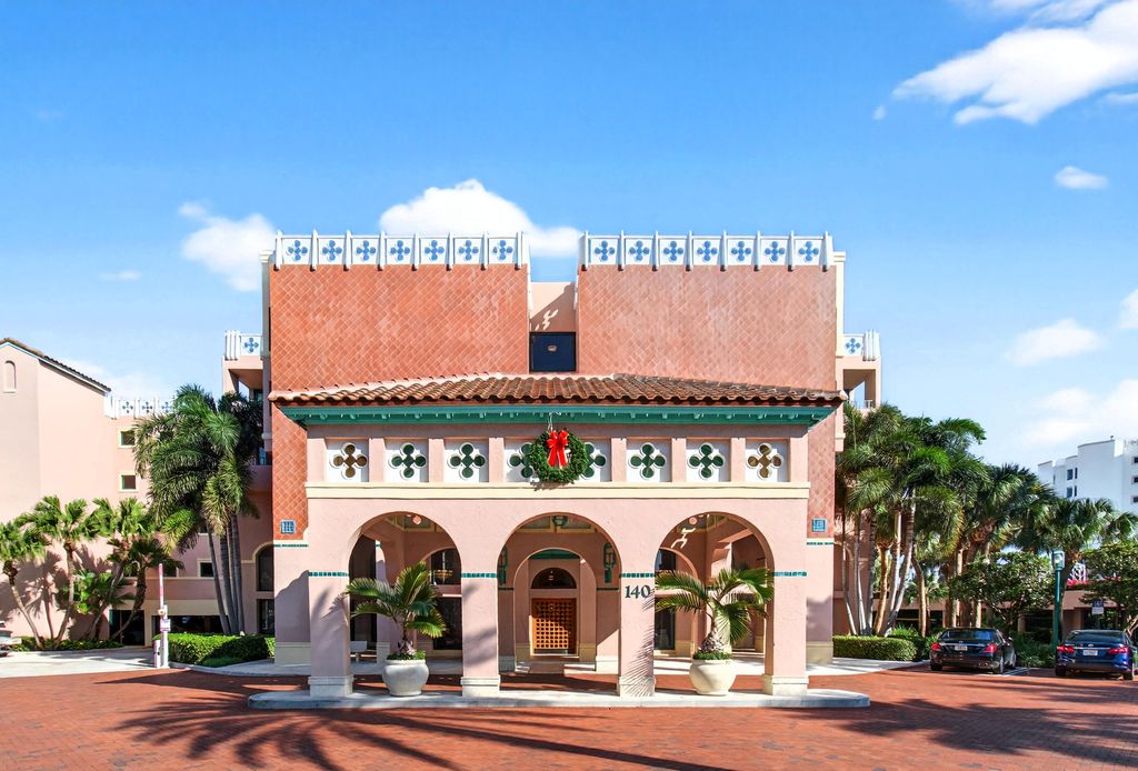 Photo of 140 SE 5th Avenue #448, Boca Raton, FL 33432 (MLS # R11118654)