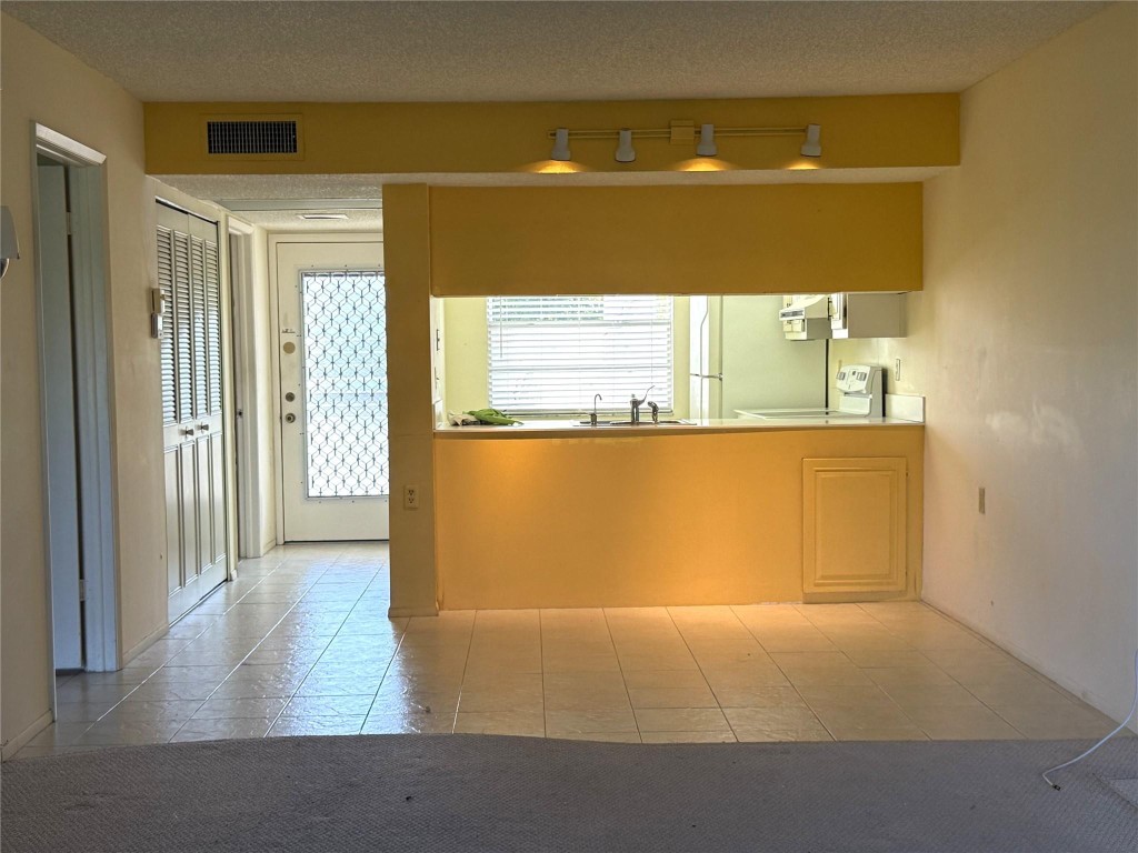 WYNMOOR - Residential