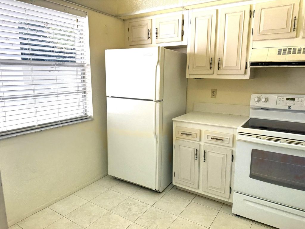 Photo of 4501 Martinique Way #C2, Coconut Creek, FL 33066 (MLS # F10538416)