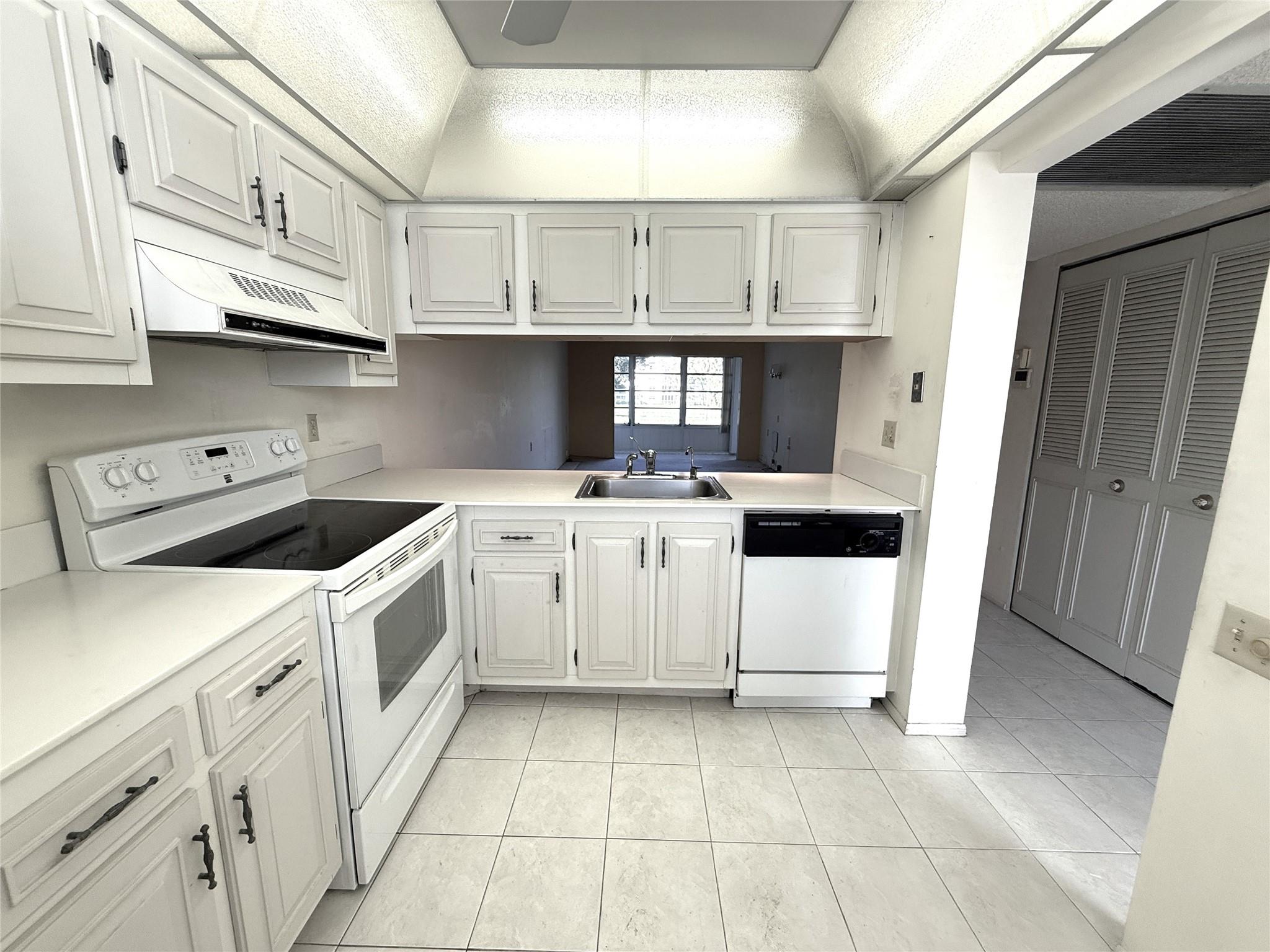 WYNMOOR - Residential