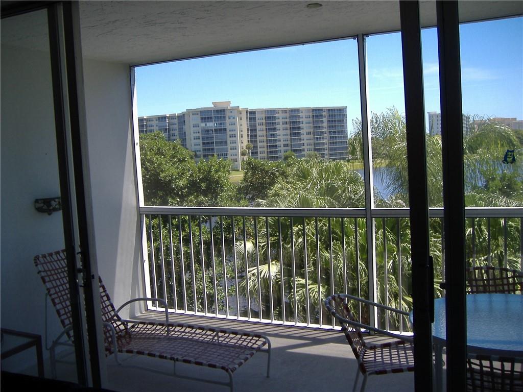 PALM AIRE COUNTRY CLUB - Residential