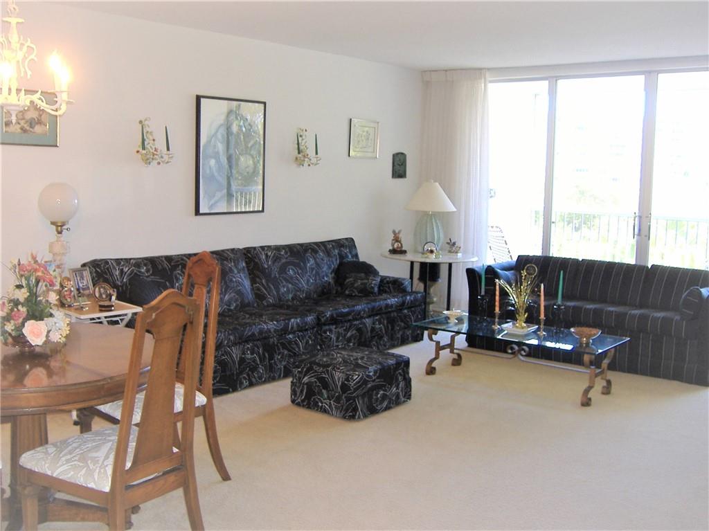 PALM AIRE COUNTRY CLUB - Residential