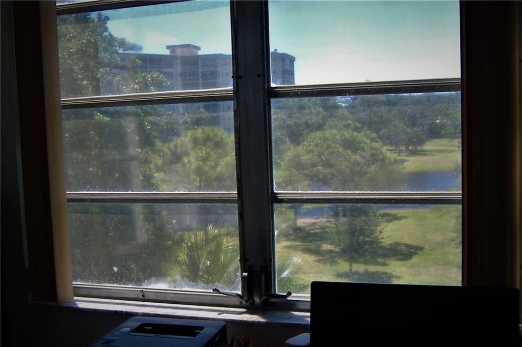 PALM AIRE COUNTRY CLUB - Residential