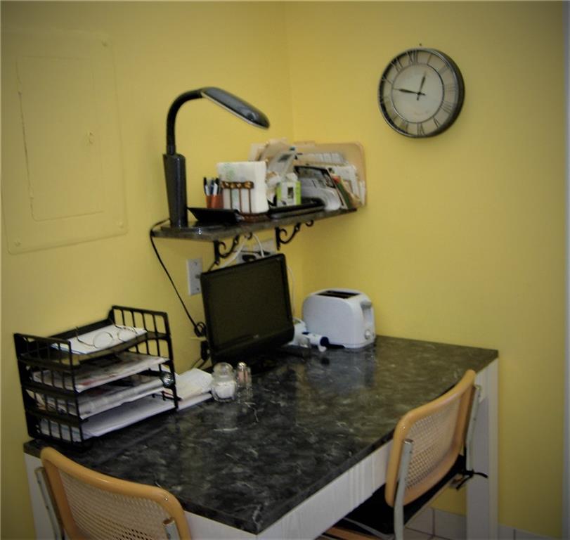 PALM AIRE COUNTRY CLUB - Residential