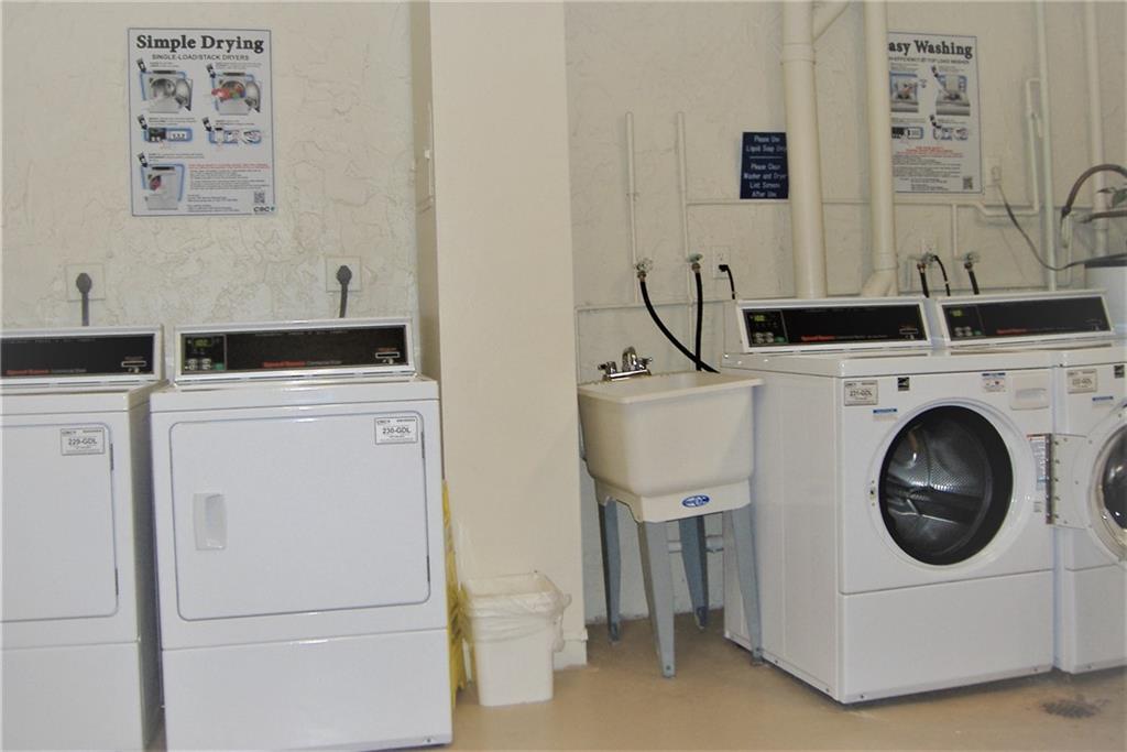 PALM AIRE COUNTRY CLUB - Residential