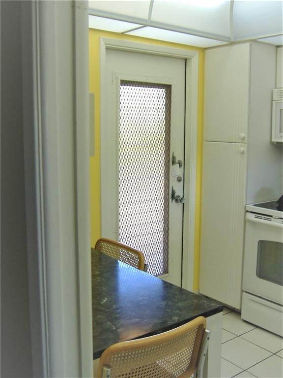 PALM AIRE COUNTRY CLUB - Residential