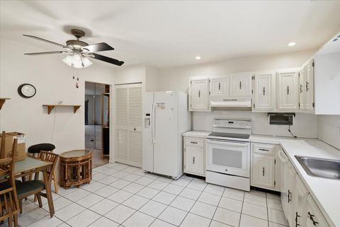 Tiny photo for 275 Jacaranda Drive, Plantation, FL 33324 (MLS # B26037538)