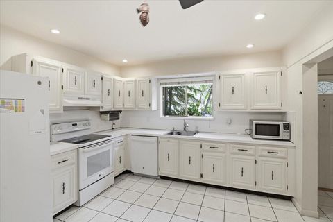 Tiny photo for 275 Jacaranda Drive, Plantation, FL 33324 (MLS # B26037538)