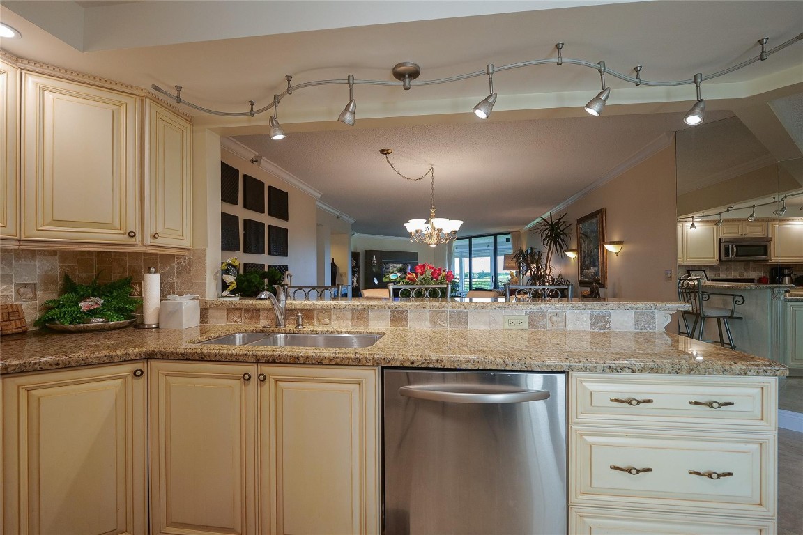 ENVIRON TOWERS - Residential