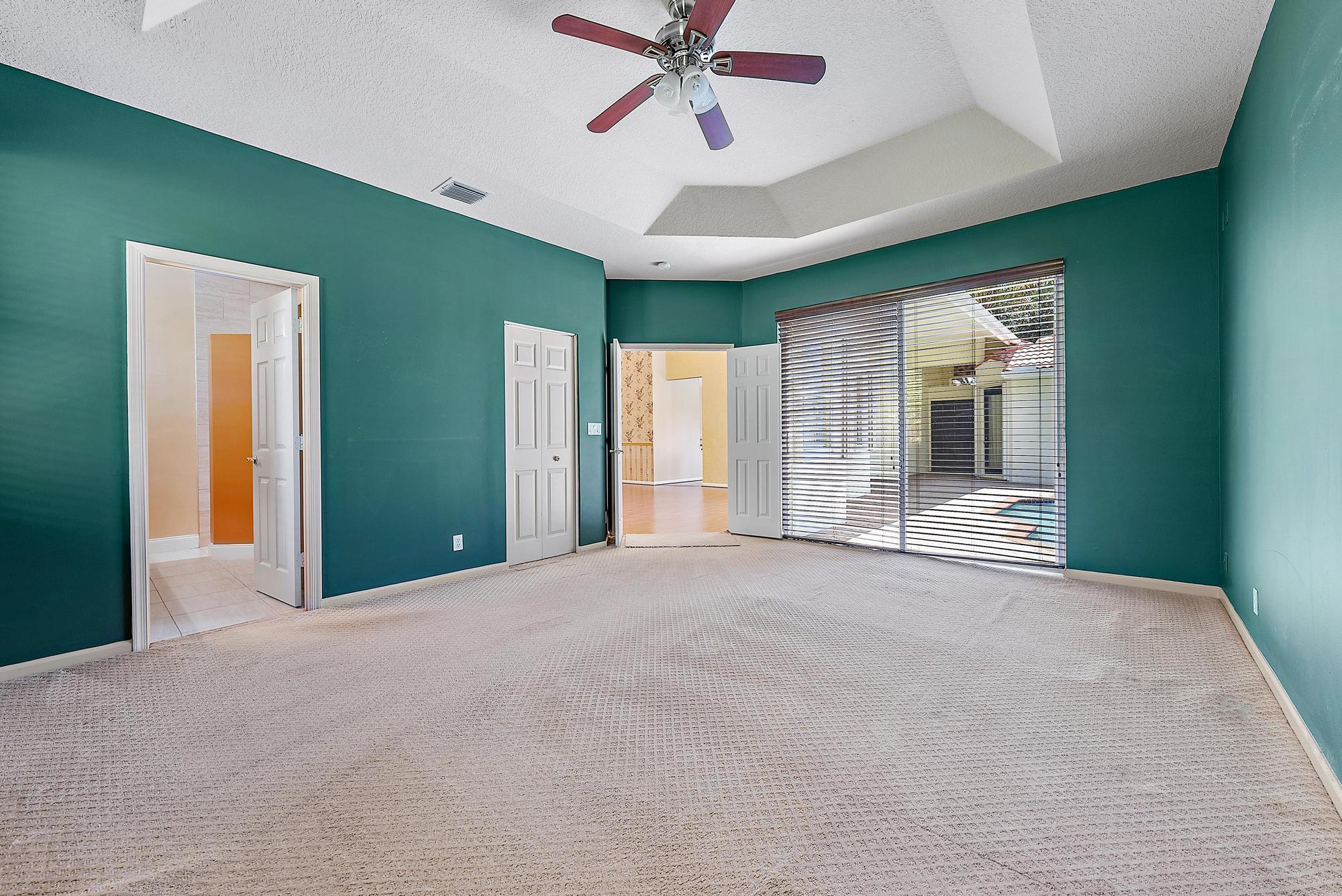 HIDDEN HOLLOW - Residential