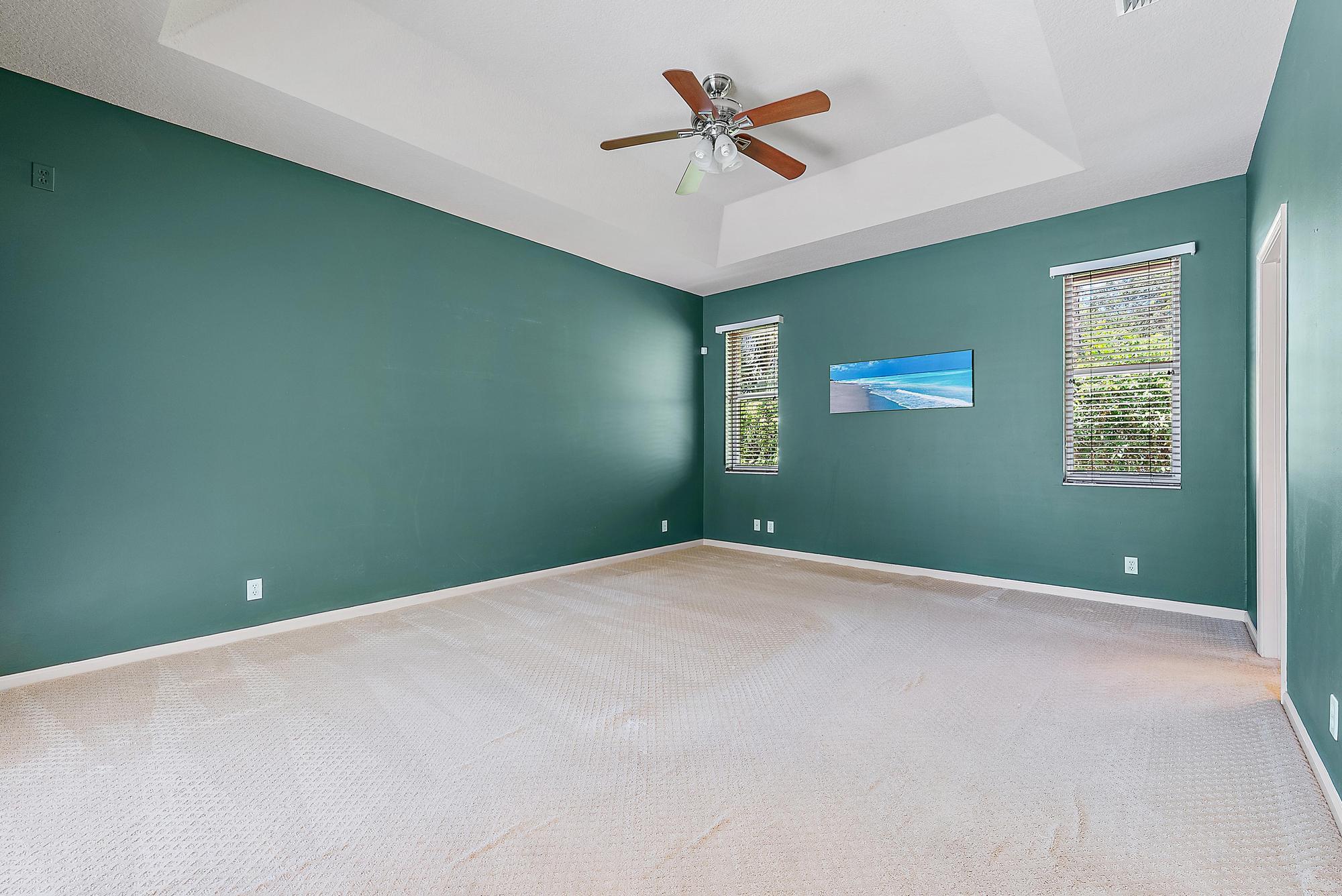 HIDDEN HOLLOW - Residential