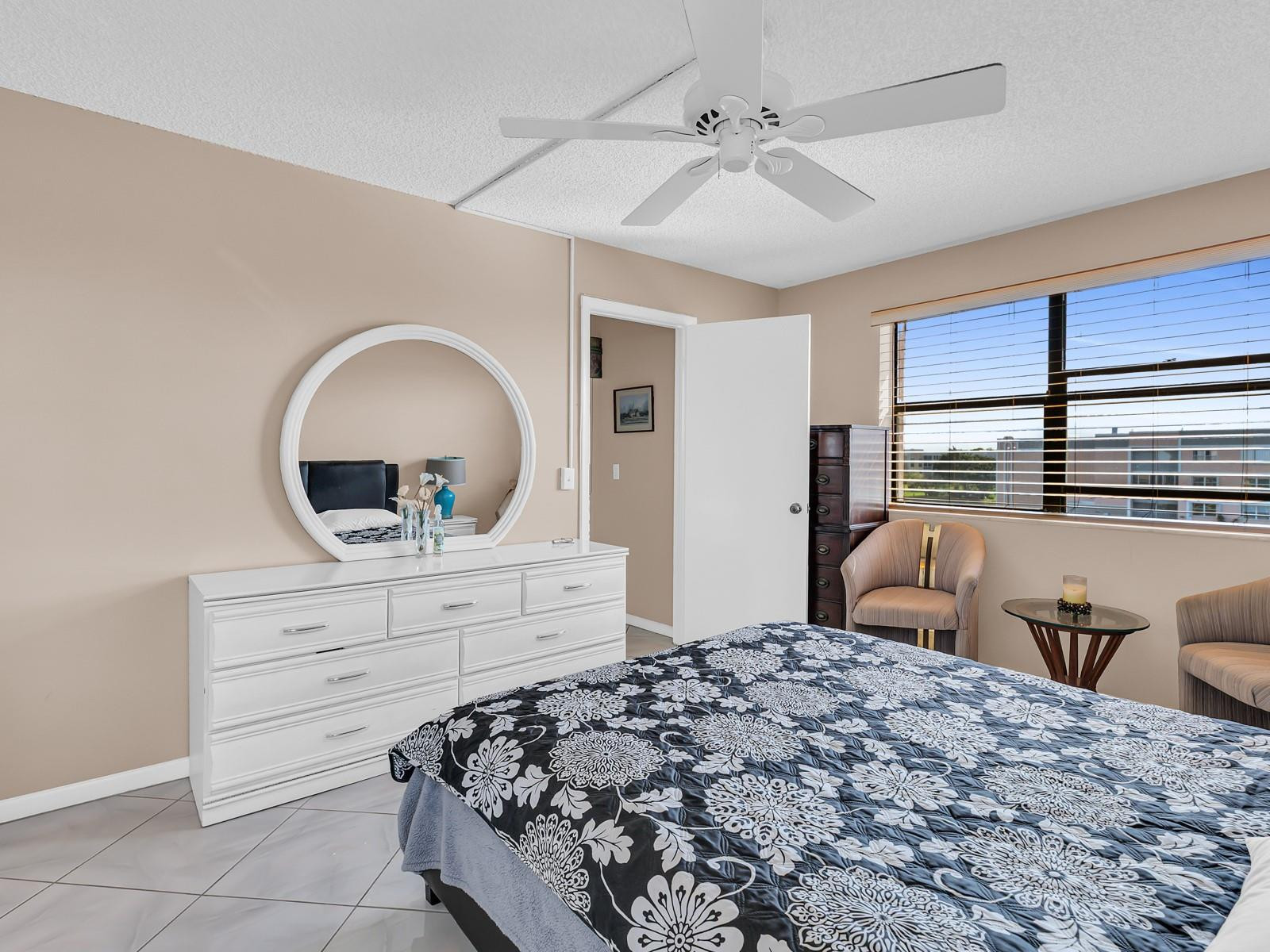 Sunrise Lakes Phase 4 - Residential