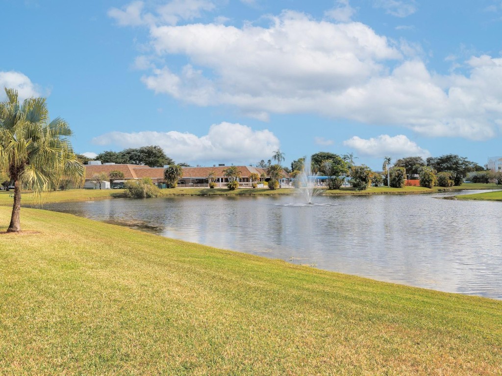 Sunrise Lakes Phase 4 - Residential