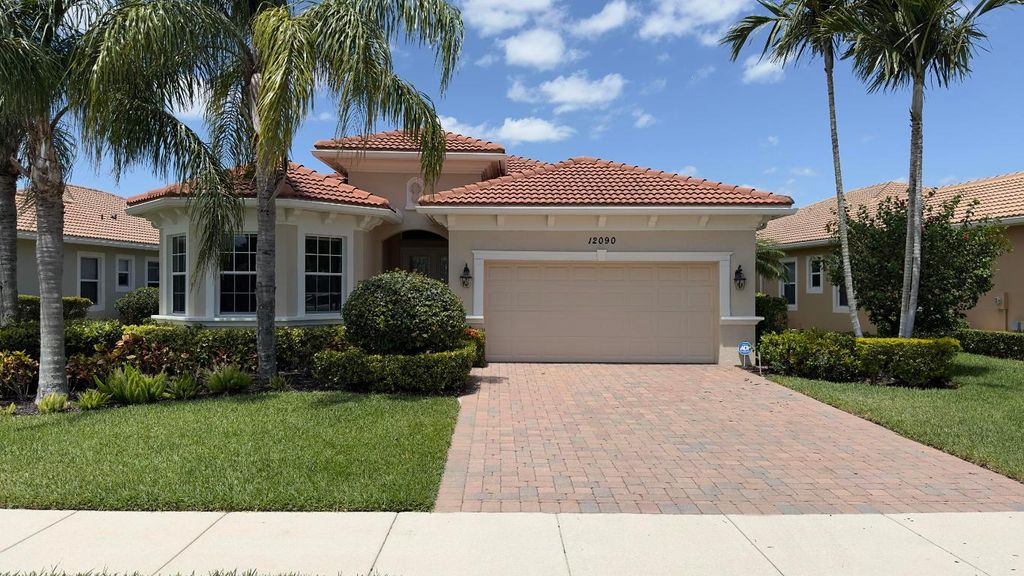Photo of 12090 Aviles Circle, Palm Beach Gardens, FL 33418 (MLS # R10982471)