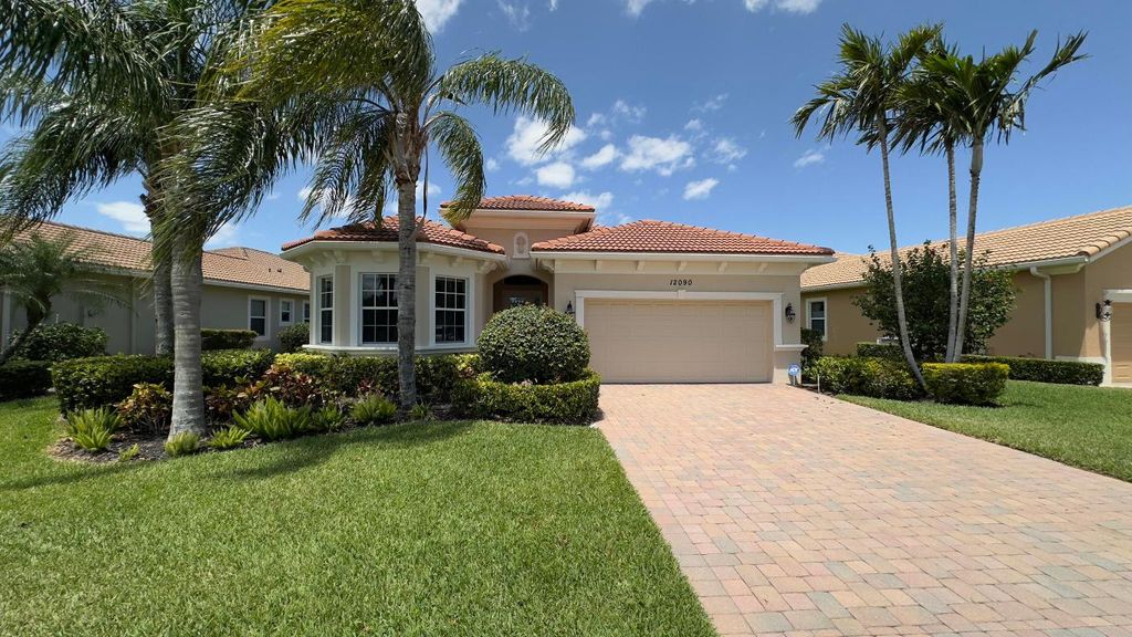 Photo of 12090 Aviles Circle, Palm Beach Gardens, FL 33418 (MLS # R10982471)