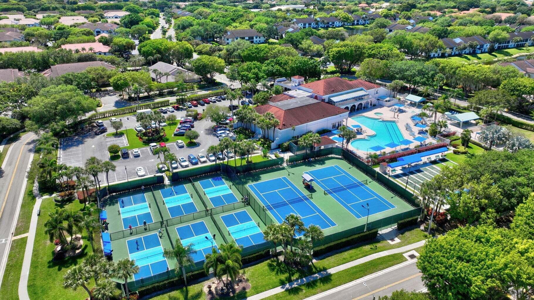 PLATINA / ALEXANDRA VILLA - Residential Lease