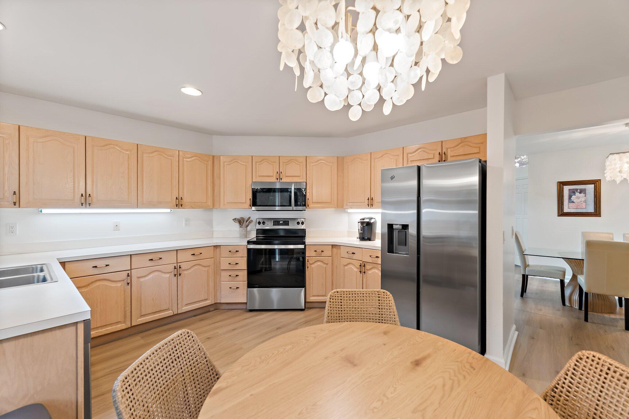 PGA RESORT COMMUNITY OF E - Residential Lease