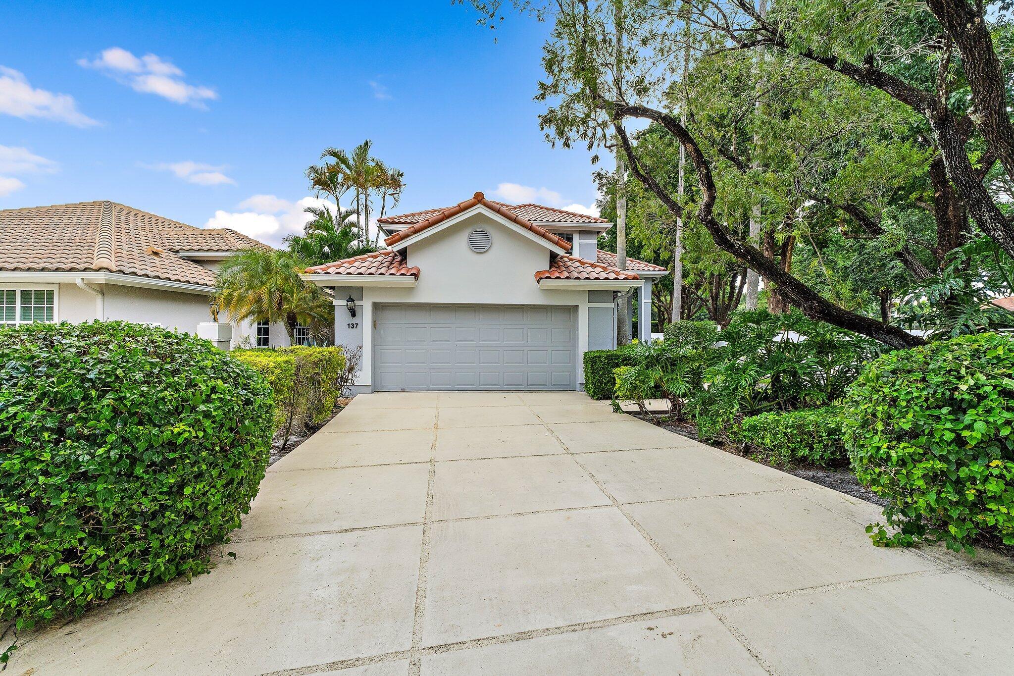 PGA RESORT COMMUNITY OF E - Residential Lease