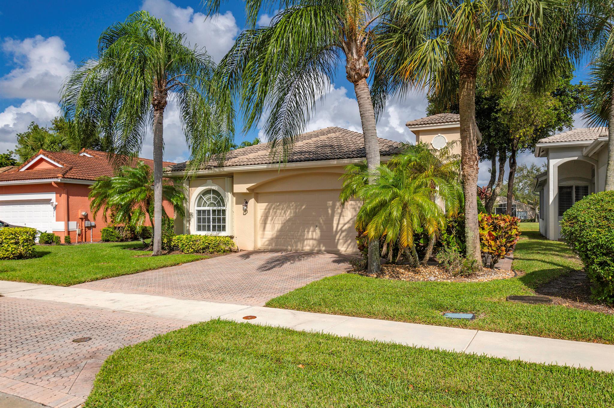 8089 Brindisi Lane