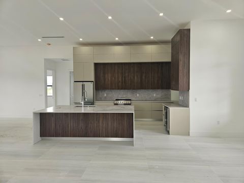 2324 Deer Run Trail The Acreage FL 33470