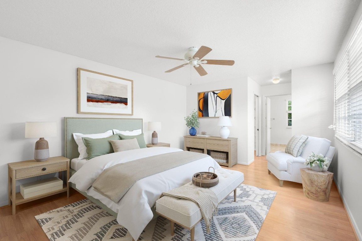 EMBASSY LAKES - Residential