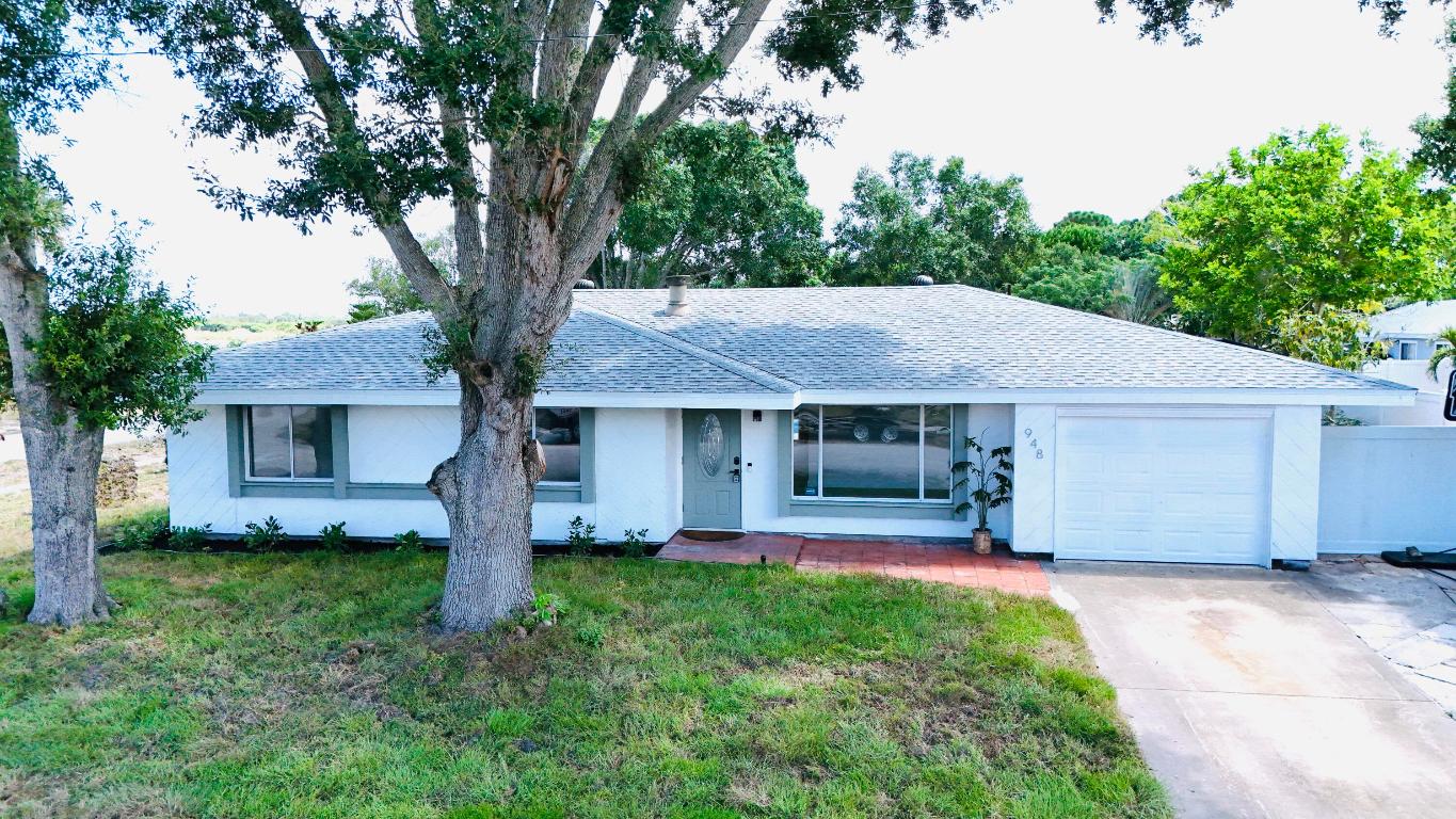 SECOND / FIRST REPLAT IN SEBASTIAN HIGHLANDS UNIT - Residential