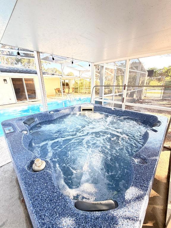 SECOND / FIRST REPLAT IN SEBASTIAN HIGHLANDS UNIT - Residential