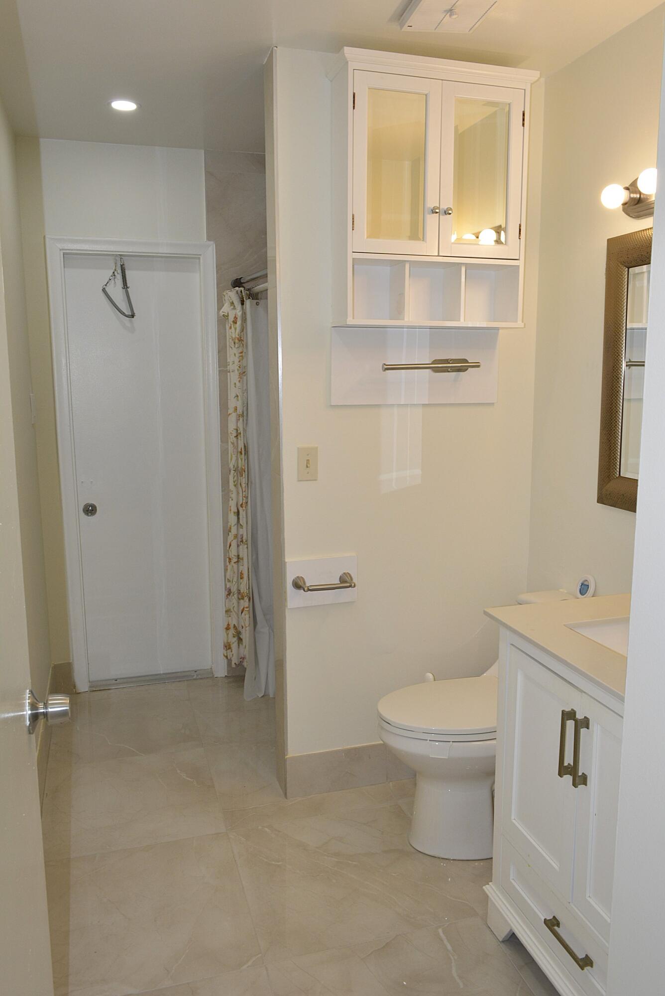 SUMMIT PINES UNIT 3 - Residential Lease