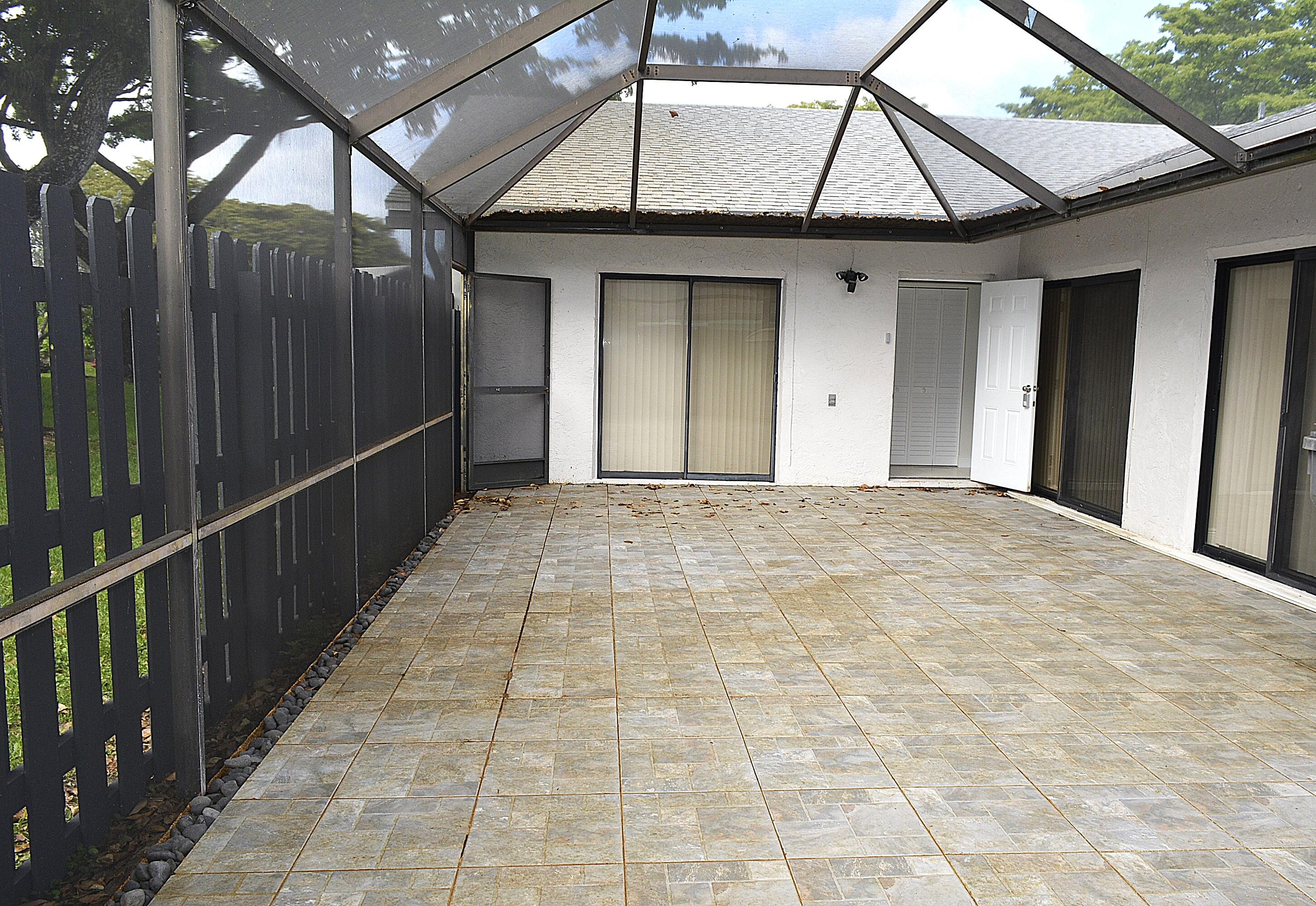 SUMMIT PINES UNIT 3 - Residential Lease