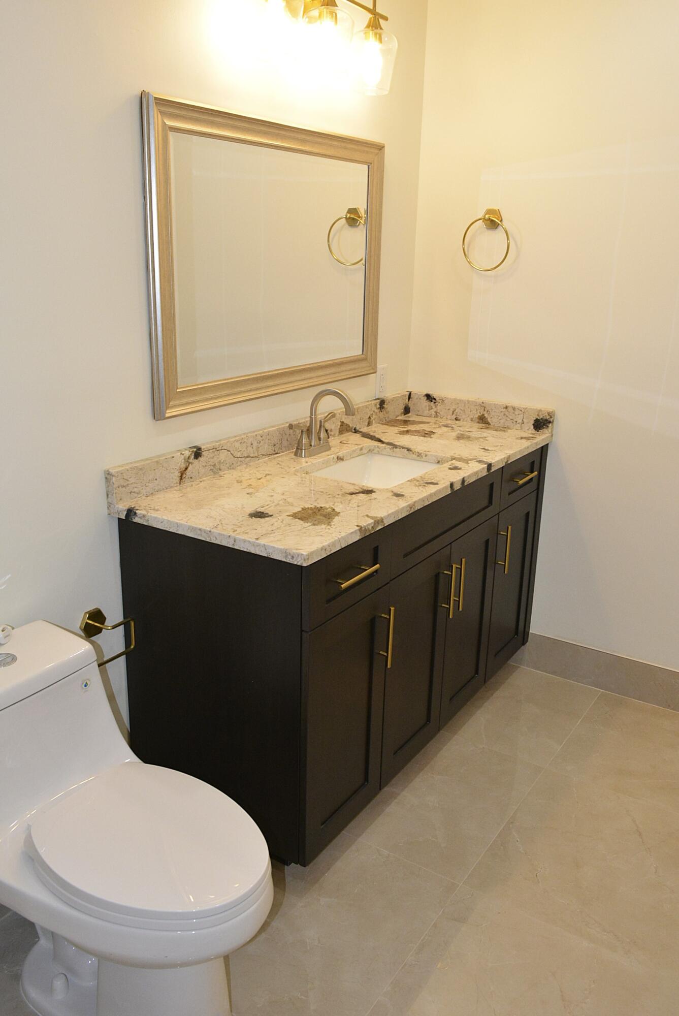 SUMMIT PINES UNIT 3 - Residential Lease