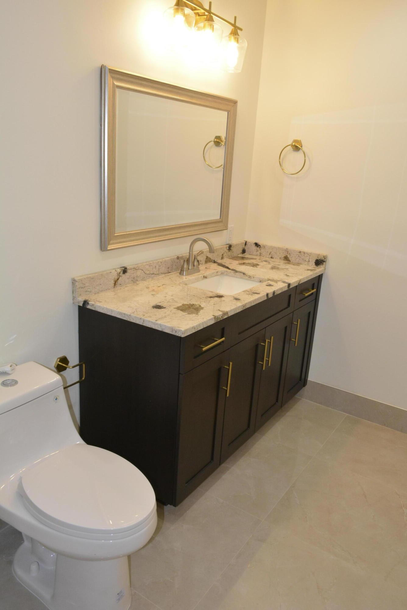 SUMMIT PINES UNIT 3 - Residential Lease