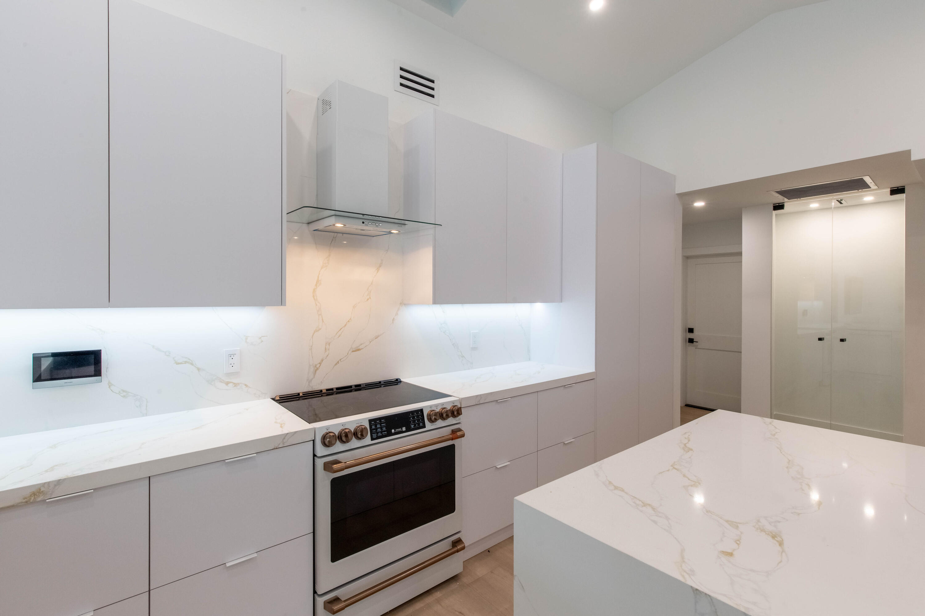 SADDLE TRAIL PARK OF WELLINGTON - Land