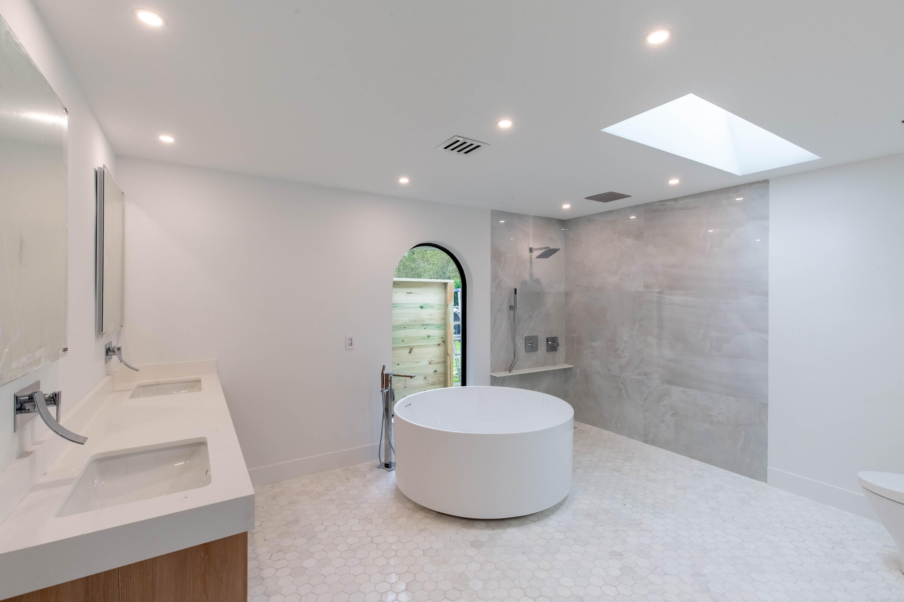 SADDLE TRAIL PARK OF WELLINGTON - Land