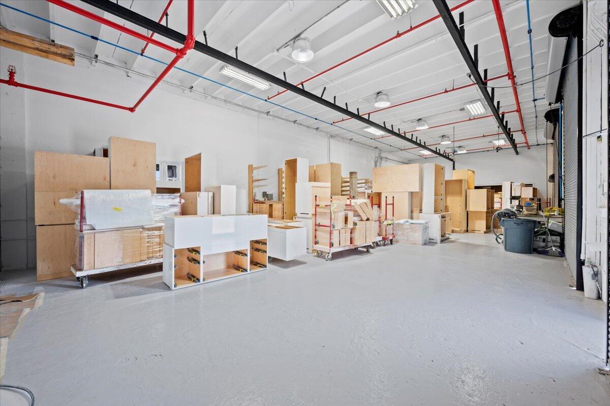 ESTATES OF SOUTH PALM BEA - Commercial Sale