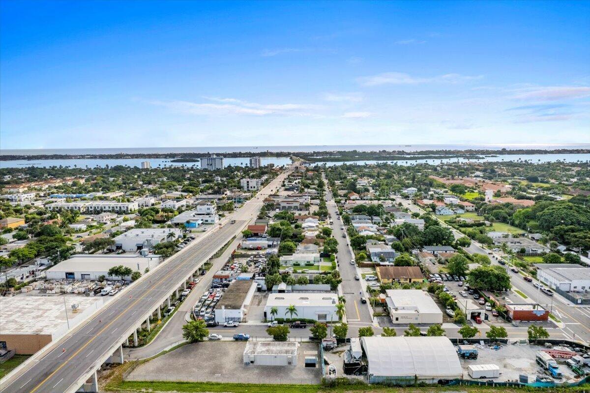ESTATES OF SOUTH PALM BEA - Commercial Sale