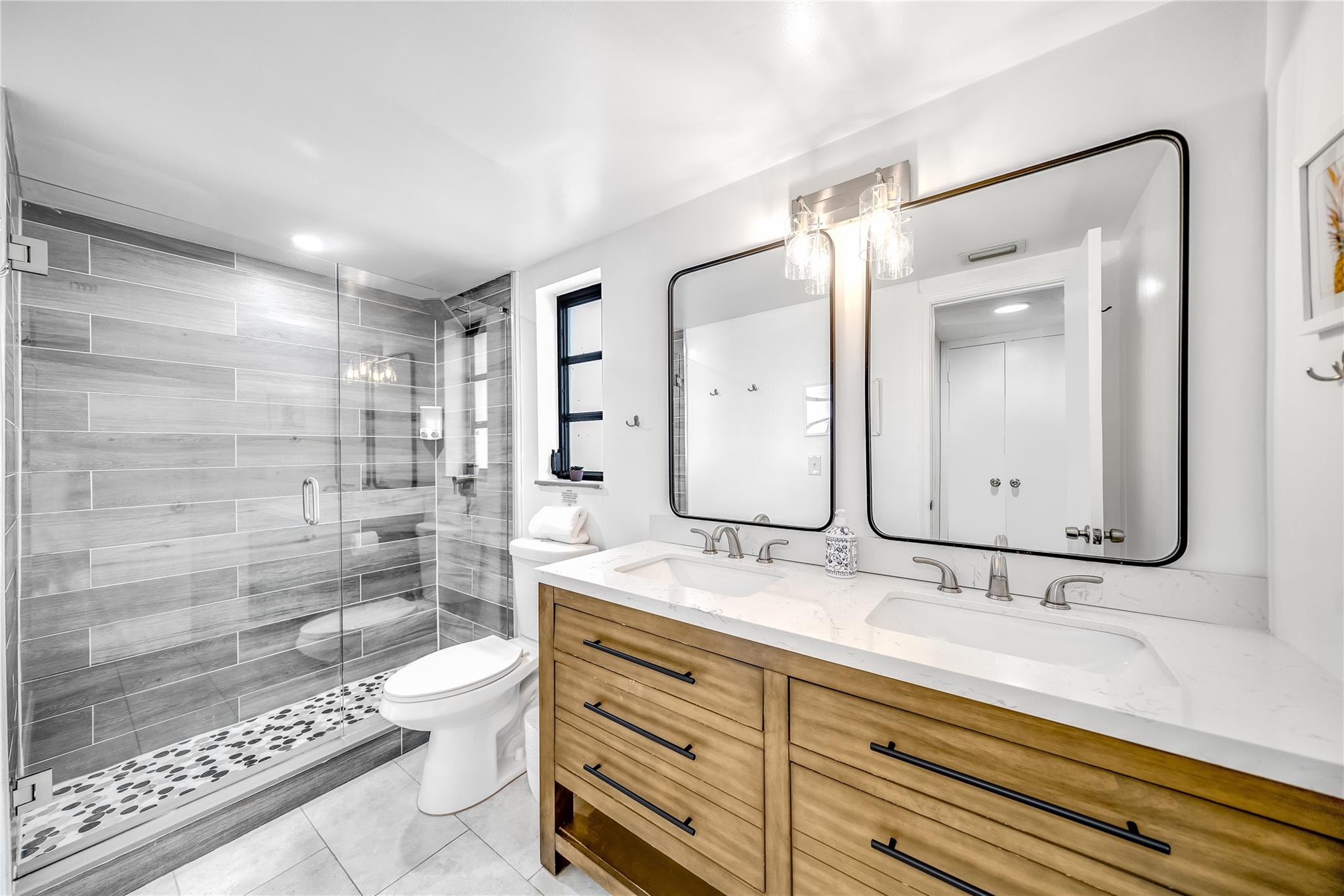 VICTORIA ISLES - Residential Income