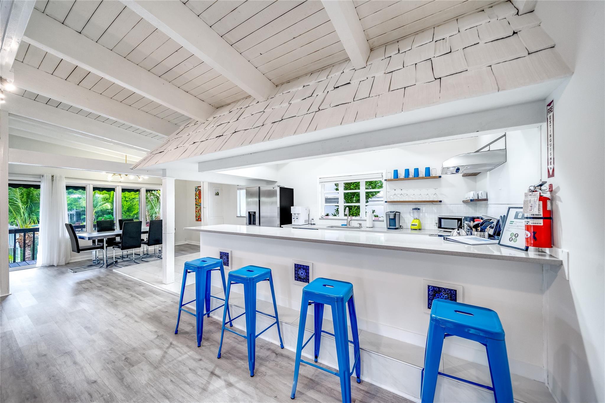 VICTORIA ISLES - Residential Income