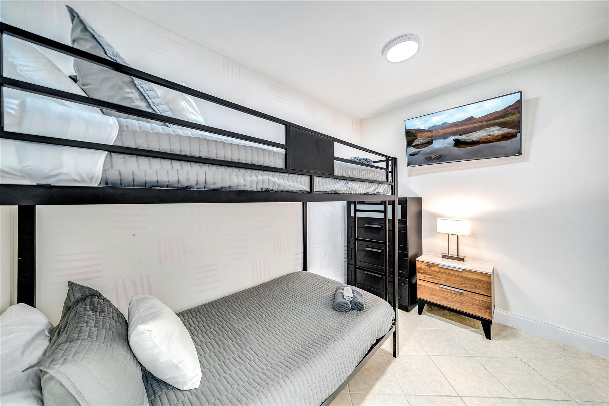 VICTORIA ISLES - Residential Income