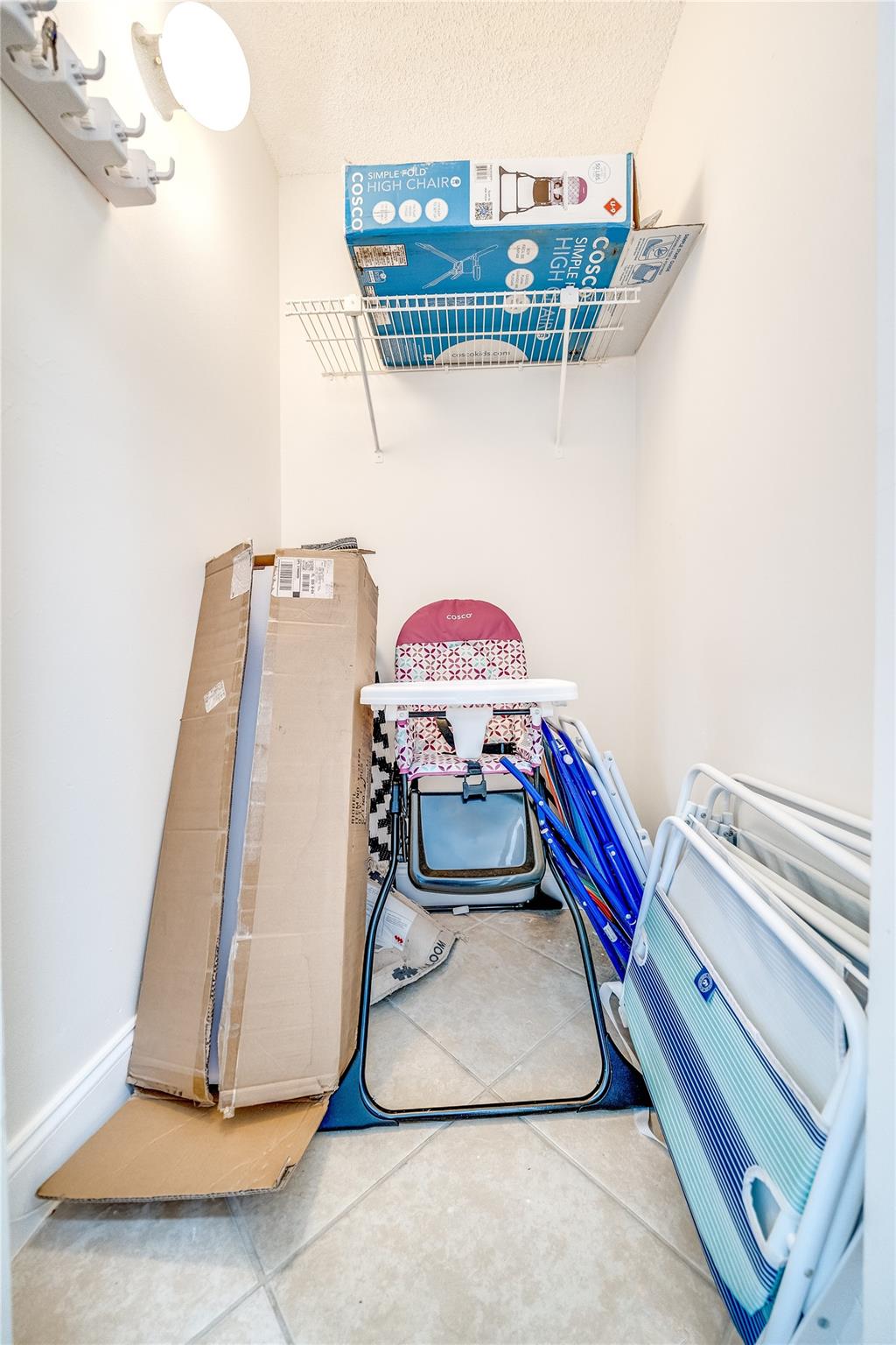 VICTORIA ISLES - Residential Income