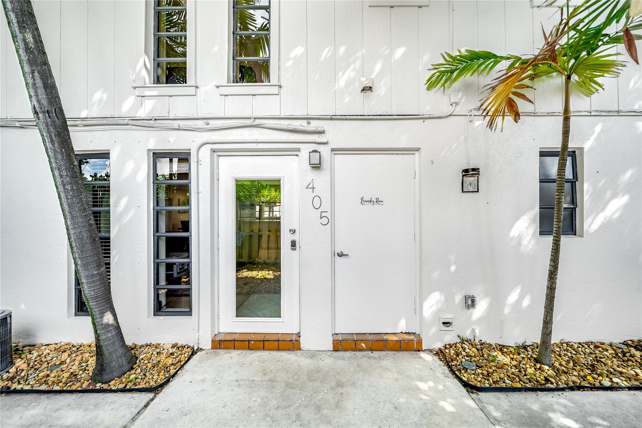 VICTORIA ISLES - Residential Income