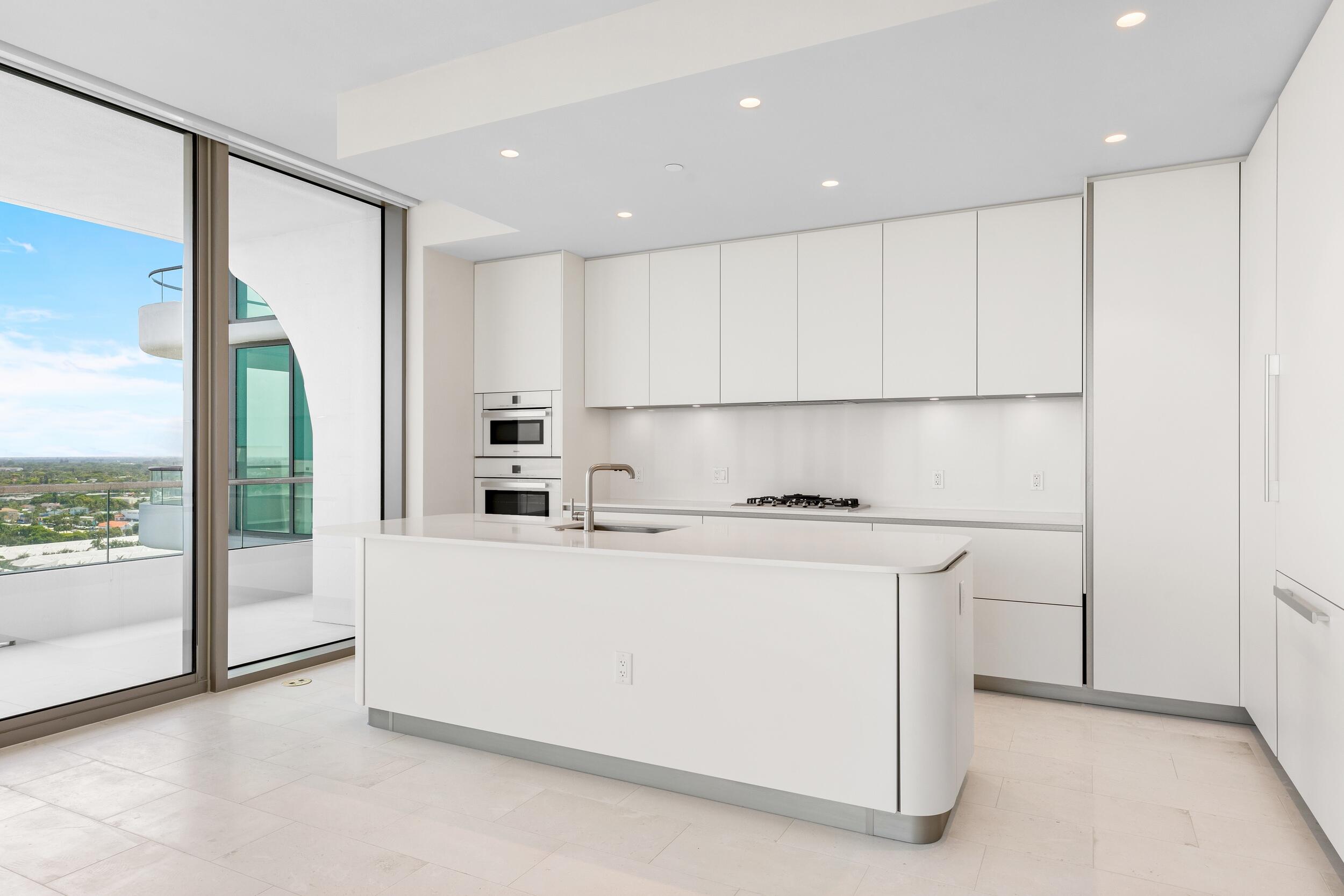 La Clara - Residential